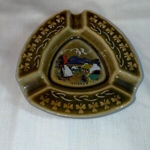 Vintage Ireland Souvenir Ceramic Ashtray, Green with Shamrocks and Celtic Knots.